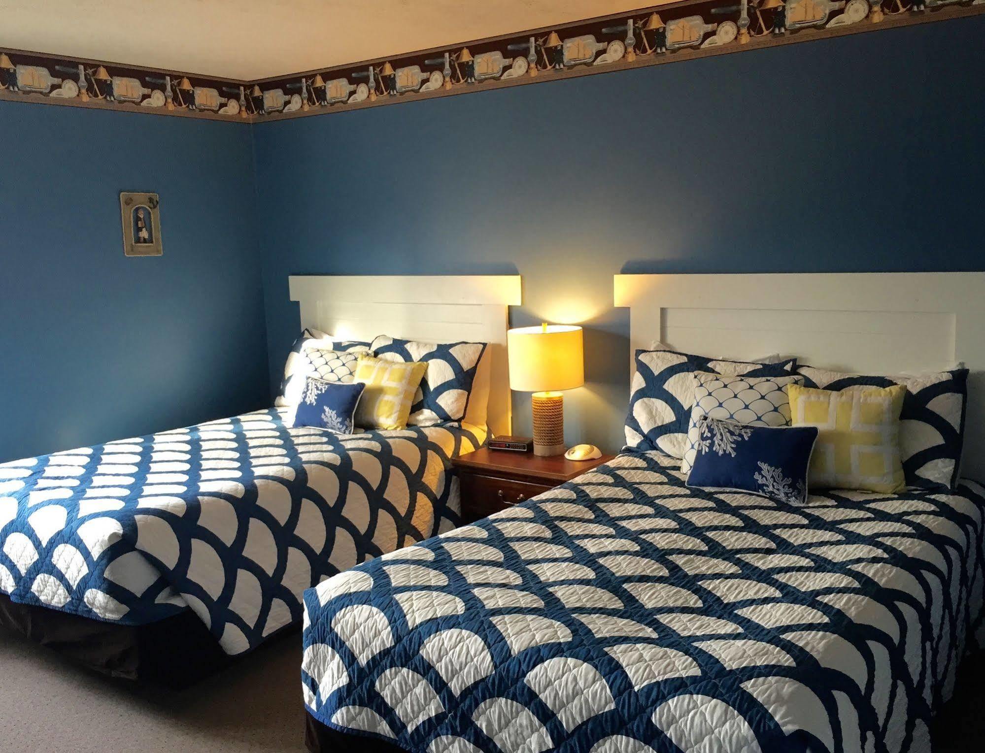 Empire Lakeshore Inn Kültér fotó